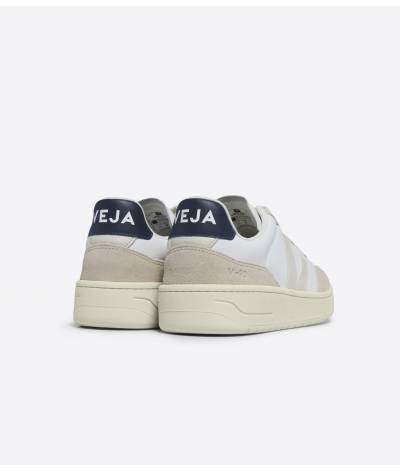 Zapatilla Veja V-90 suede xtr white pier naut